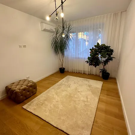 Apartment Arena