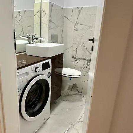 Apartment Arena